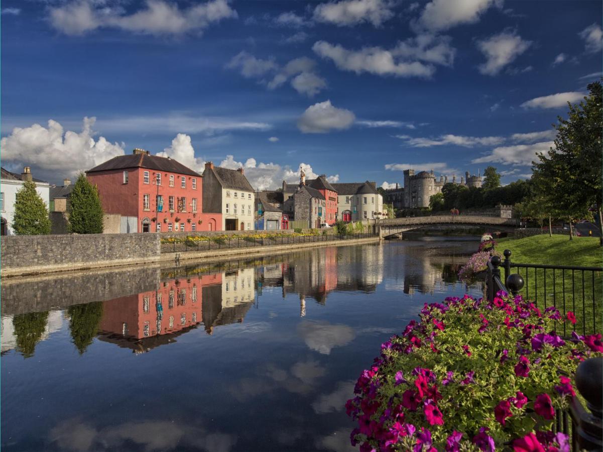 Bolams Holiday Homes Томастаун Екстер'єр фото